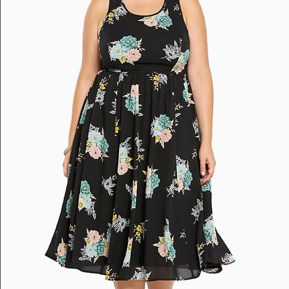 torrid Dresses & Skirts - Torrid Floral Dress